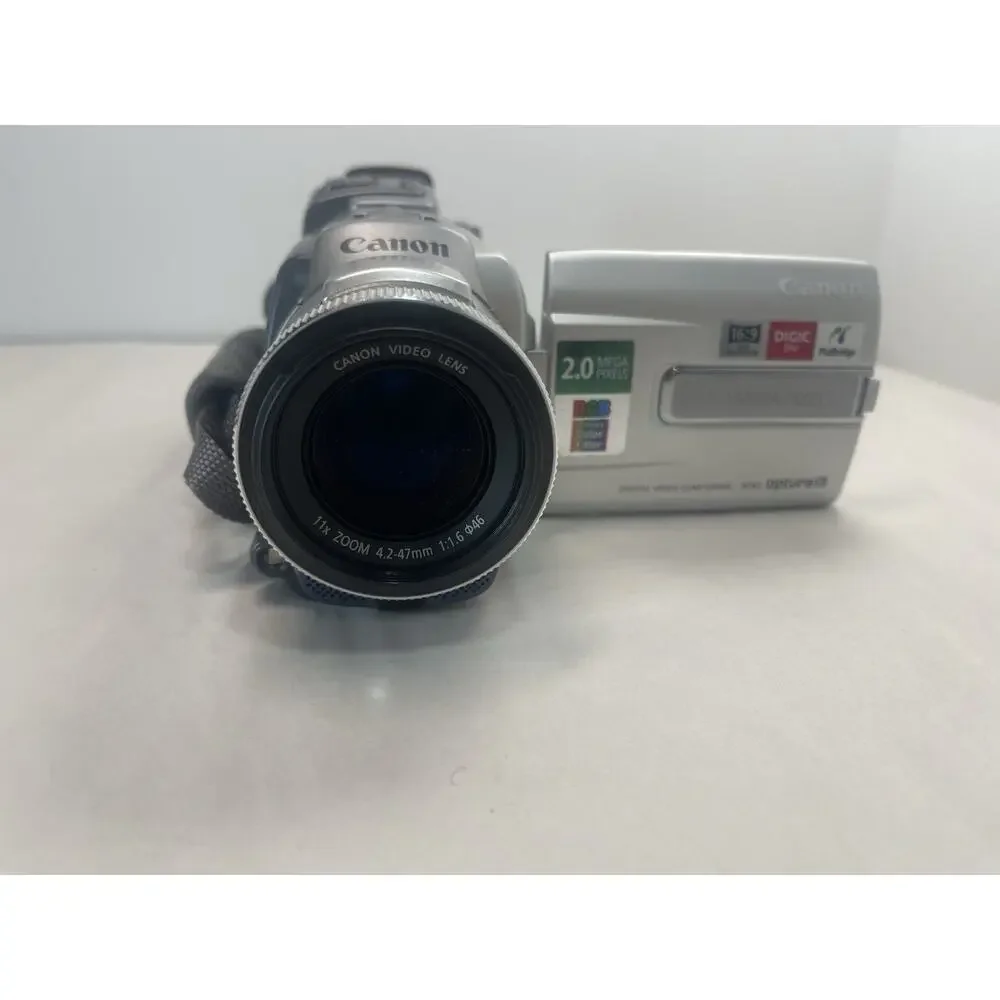 Canon Optura Xi MiniDV Digital Camcorder 220X Zoom w/ 3 Batteries Untested